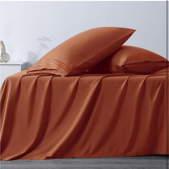 CozyLux Pillow Cases Queen Set of 2, size 20x30. Color - burnt orange.Brand new! - Picture 3 of 13